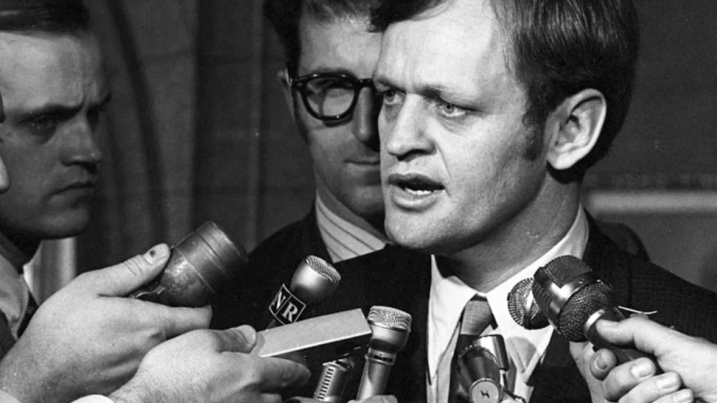 Jean Chrétien’s Whitewashing of the White&nbsp;Paper